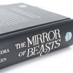 The Mirror of Beasts. Dt. Ausgabe (Die Hollower-Saga 2)
