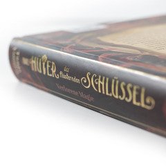 Die Hüter der flüsternden Schlüssel (1). Verlorene Magie