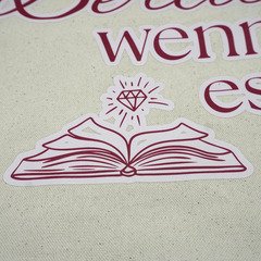 Liebe geht durch alle Zeiten. Rubinrot (Stoffbeutel)