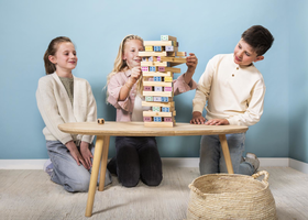 Giant Number Tower / Riesen Zahlenspiel-Turm - Würfle klug – halte den Turm im Gleichgewicht!