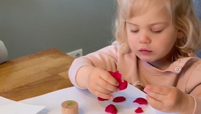 Produktabbildung zu KNETÄ - Vegane Knete für Kinder ab 1 Jahr