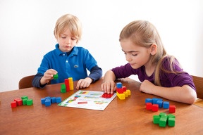 Produktabbildung zu "Geometrie-Kiste ""Körper"""