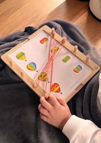 Abbildung zur Reihe LeMo - Lernen & Motorik - Holzrahmen und Kartensätze