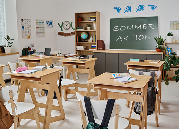 Schmuckbild: Aufgeräumtes, leeres Klassenzimmer