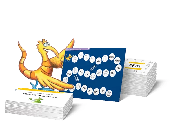 Abbildung von Teilen des Karibu Materialienpakets mit einem der Leitfiguren der Reihe